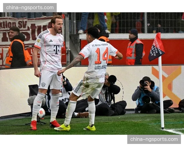 战术剖析：拜仁慕尼黑如何破解勒沃库森的高位防线